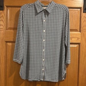 Women’s Size XL Max Studio Monochrome Geometric Button Shirt/Tunic 3/4 sleeves